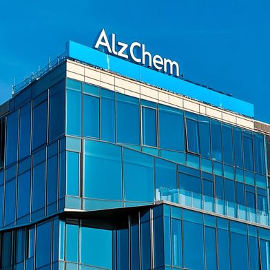 Der Spezialchemieexperte Alzchem aus Trostberg informiert, dass der tschechische Rüstungskonzern CSG seine Anteile an Alzchem vergrößert hat ... (Bild: Alzchem)