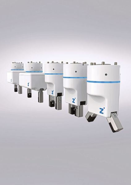Die Greiftechnik ist ein elementarer Bestandteil jeder Roboterapplikation. Die Zimmer Group besitzt das derzeit größte Portfolio an MRK-Greifern weltweit. Der ausgesuchte Greifer ist sicher und harmonisiert auch mit dem gewählten UR-Roboter.  (Bild: Zimmer Group)
