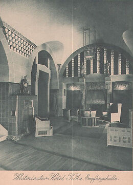 Ein Gruppe von 26 Unternehmern gründet 1909 im Westminster-Hotel in Köln den Automobil-Händler-Verband für Rheinland und Westfalen. (ZDK)