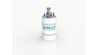 Modifizierte Chemie-Zahnradpumpen zur Montage auf eine Folgeplatte für die pulsationsarme Entleerung von Fassbehältern. (Witte Pumps & Technology GmbH)