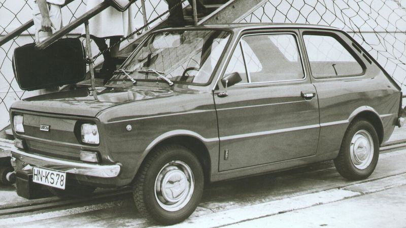 Der Seat 133 mit 0,9-Liter-Vierzylinder-Benziner und 34 PS verbrauchte laut Werk 7,6 Liter auf 100 Kilometern. (Bild: Hersteller)