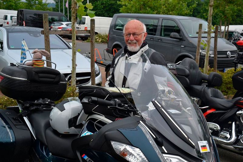 Kfz-Unternehmer Max Kröninger ist ein Urgestein der Tour und war schon mindestens zehn Mal dabei. (Bild: Dotzler, Dominsky, Lacher, Maderner, Michel, Rosenow, Schweitzer/»kfz-betrieb“)