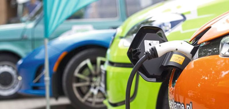 „So gut wie unverkäuflich“: Gebrauchte Elektroautos sind bei vielen Händlern Langsteher. (Bild:  KIT)