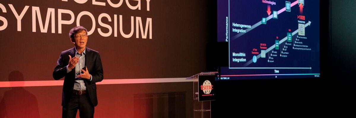 Kevin Zhang, Senior Vice President für Geschäftsentwicklung bei TSMC, auf dem Firmensymposium in Amsterdam. (Bild: TSMC)