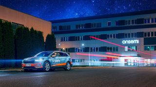Onsemi wurde von VW für künftige E-Fahrzeuge nominiert. Dafür wird der Zulieferer die bereits bestehenden SiC-Produktionskapazitäten in Tschechien erhöhen. (Bild: onsemi)