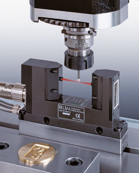 Durch das Vermessen der Werkzeuge direkt in der Maschine konnte eine Präzision erreicht werden, die an der Grenze des technisch Machbaren liegt. (Bild: Blum)