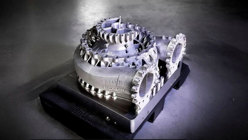 Nikon SLM Solutions druckte das Bauteil aus Inconel 718, einer Luft‑ und Raumfahrt‑Nickellegierung, die speziell dafür ausgelegt ist, die enormen thermischen Lasten und Drücke eines Vollstrom‑Stufenverbrennungs‑Zyklus (FFSC) auszuhalten.(Bild:  Nikon SLM)