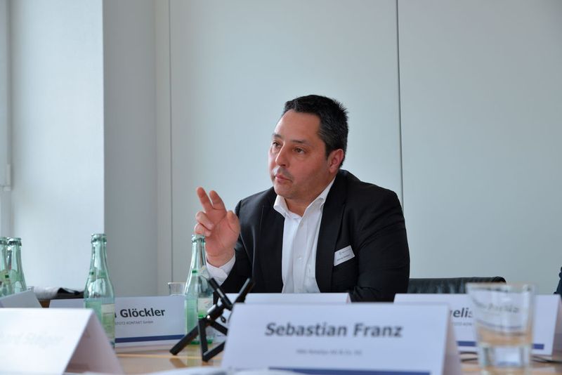 „Ich denke schon, dass wir mittelfristig ein einheitliches Bussystem für die Sicherheitstechnik haben werden.“ Matthias Wolbert, Abteilungsleiter Vertrieb und Marketing, NewTec, Mannheim. (Bild: Vogel Business Media / Johannes Untch)