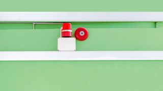 Die Kosten für den Betrieb des Warnsystems Cellbroadcast bekommen die Netzbetreiber vom Staat zurück. (© Kardd – Getty Images via Canva.com)