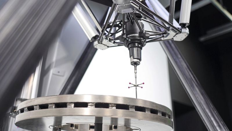 The Equator-X dual-method gauging system brings unique capability to the shop floor with its dual measurement functionality.(Source:  Renishaw)