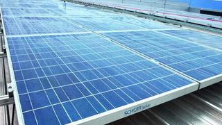Von zuletzt 1100 Mitarbeiter sollen 870 "reduziert" werden. (Foto: Schott Solar)