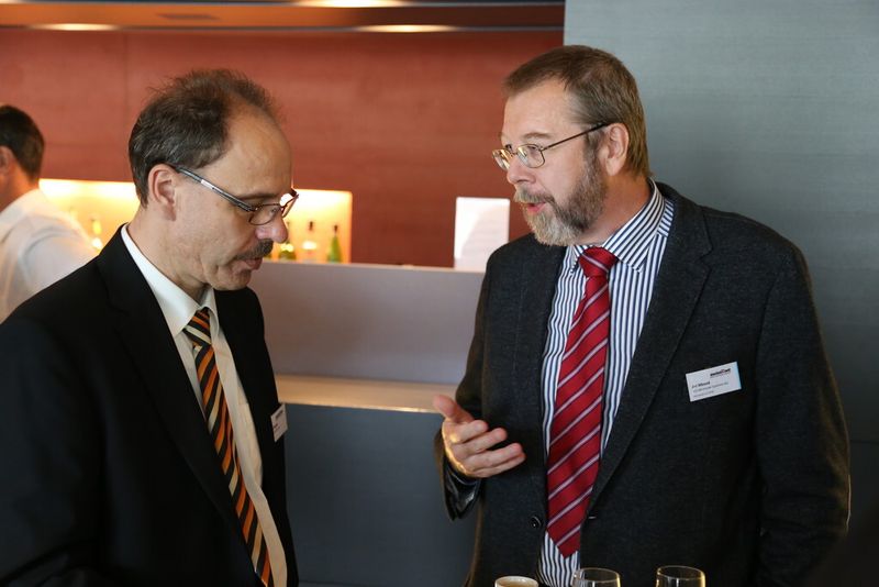 Die Jahrestagung von SwissT.net bot den Teilnehmern gute Gelegenheit für Gespräche. (Bild: Matthias Böhm)