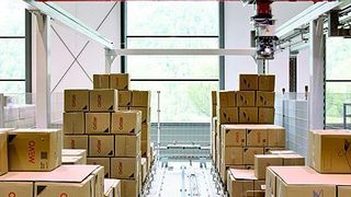 Depalettier-Aufgaben lassen sich einfach und wirkungsvoll automatisieren, wenn die Artikelzahl beispielsweise auf die A-Artikel reduziert wird. Bild: Ro-Ber (Archiv: Vogel Business Media)