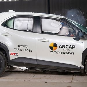 Klein und sicher: Der neue Toyota Yaris Cross beim EuroNCAP-Test.(Bild:  EuroNCAP)