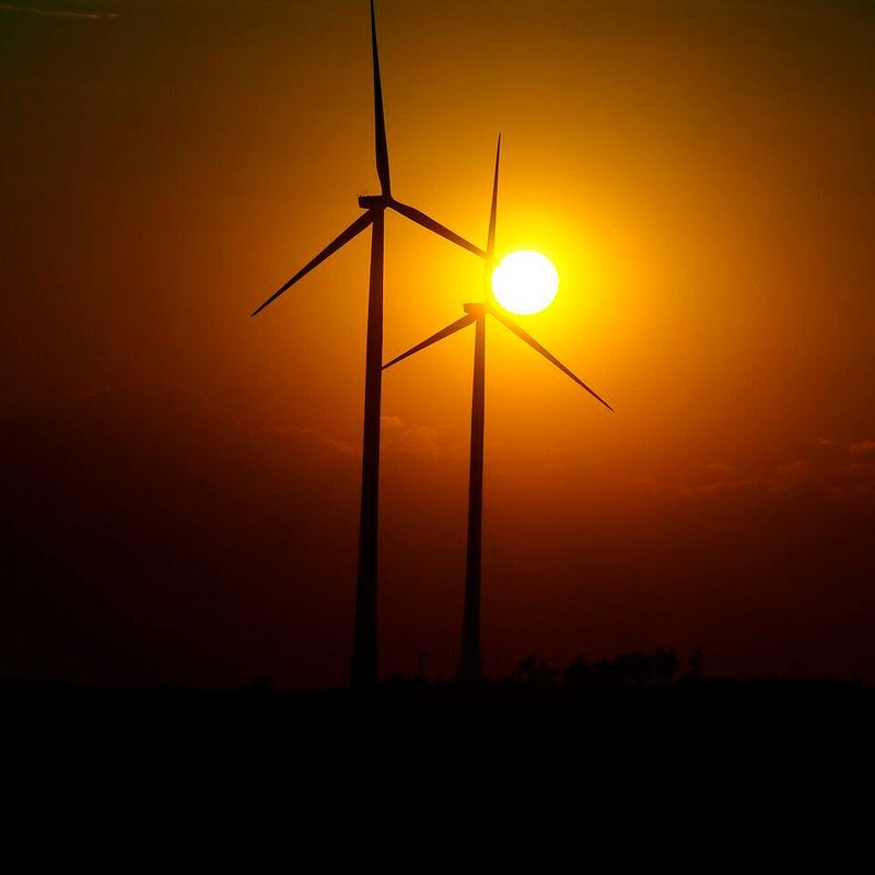 Zentrale Kriterien für eine kosteneffiziente Power-to-X-Erzeugung sind laut Studie vorteilhafte Wind- und PV-Kombinationen und eine hohe Anlagenauslastung sowie vergleichsweise geringe Kapitalkosten.