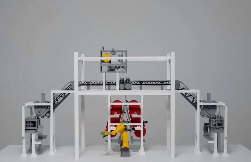 Ein Miniaturmodell des Demonstrators zeigt, wie die  Batteriezellenproduktion um 150 Prozent gesteigert werden kann.  (TU Berlin/Arne Glodde)