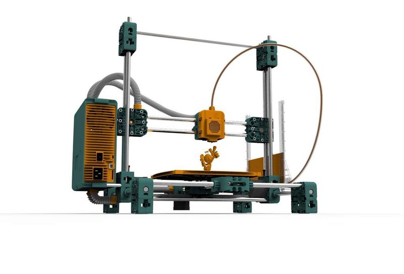 Sintermasks langjährige Erfahrung auf dem Gebiet der Schichtbautechnologien und das Expertenwissen bilden eine optimale Grundlage für die Entwicklung des Fabbster-3D-Druckers. (Bild: Sintermask GmbH)