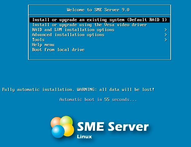 Linux SME-Server wird über einen Assistenten installiert. Dieser führt durch die komplette Einrichtung. (Joos / SME)