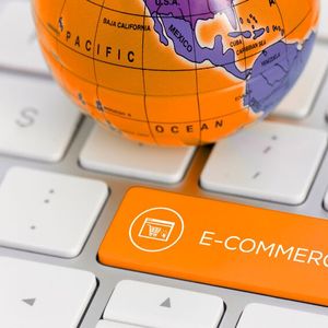 Vom Baukasten zur Business-Website: Moderne Tools ermöglichen schnelle Ergebnisse – doch Sichtbarkeit, Datenschutz und SEO brauchen klare Administratorrollen.(Bild:  Strato)