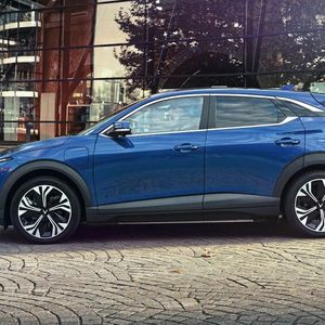 Die Ziele sind hoch: Vinfast will bisherige E-Auto-Fahrer und Neueinsteiger überzeugen.(Bild:  Vinfast)