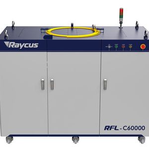 Mit dieser – bisher erstmalig live gezeigten – Kombination aus Laseranlage und 60-Kilowatt-Laserquelle nimmt Microstep Europa mit den Partnern Accurl und Raycus am Innovationspreis Euroblech Award 2024 im Bereich Trenntechnik teil. (Bild:  Microstep Europa)