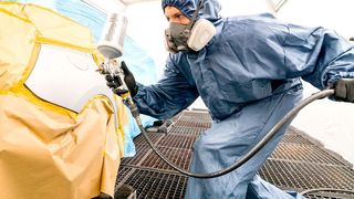 Lackierer können beim neuen Automechanika-Wettbewerb ihr Können unter Beweis stellen. (Messe Frankfurt)