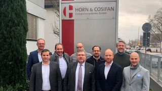 Erste Reihe: Andreas Roth (PK Office), Gunter Horn (HORN & COSIFAN), Christian Kaufmann, Florian Kunkel (beide HQIB); zweite Reihe: Willi Buffen, Michael Camilli. André Nellen (alle PK Office), Sebastian Eiseler (CGC), Gregor May (HQ-IB). (Horn & Cosifan)