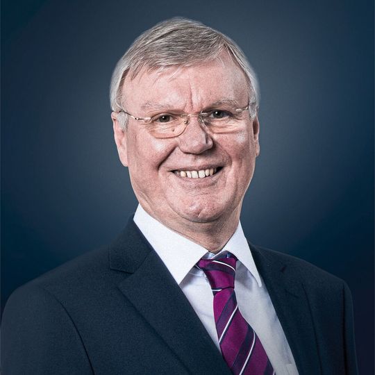 Nach mehr als 40 Jahren Unternehmenszugehörigkeit ist der technische Geschäftsführe Ralf Bremer am Ende des Jahres 2022 in den Ruhestand gegangen. (Bild:  Gerstel)