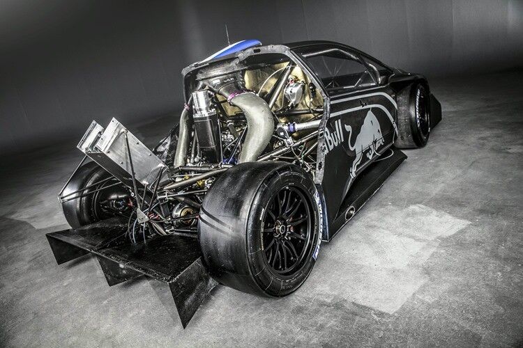 Der V6-Motor hat mit 875 PS mehr Leistung als ein Formel-1-Triebwerk. (Foto: Peugeot)