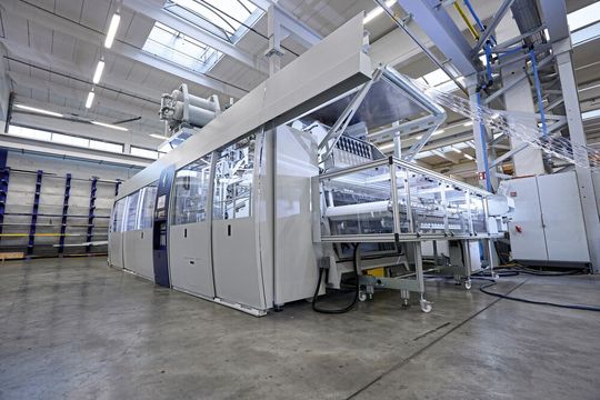 Movimot performance ELV reduziert Installations- und Verdrahtungsaufwand erheblich.(Bild:  SEW Eurodrive)