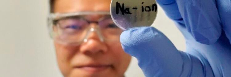 Junhua Song and his colleagues developed a sodium-ion battery that could compete with current lithium-ion technology. Junhua Song and his colleagues developed a sodium-ion battery that could compete with current lithium-ion technology.