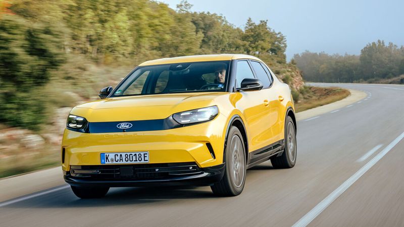 Stilsicher: Der neue Ford Capri in der auffälligen Lakierung namens Vivid Yellow.(Bild:  Stuart G W Price)