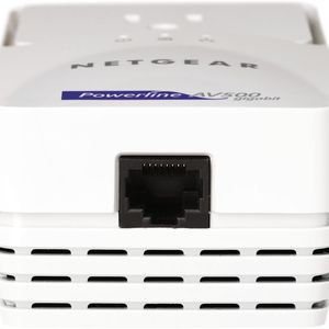 Mit dem Powerline-AV 500-Adapter-Kit XAVB5001 ist der Hersteller nach eigenen Angaben einer der ersten Anbieter, der Powerline 500 auf den Markt bringt.