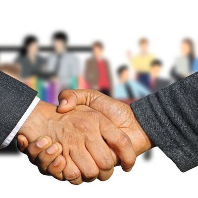 Electronic Manufactoring Services: Finnische Incap kauft Lacon-Gruppe. (Bild: Gerd Altmann auf Pixabay)