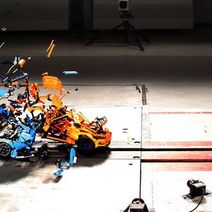 Lego-Crash: Porsche 911 GT3 RS gegen Bugatti Chiron.(Bild:  ADAC)