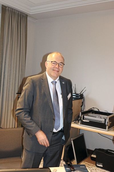 Impressionen des Stahl Expertenforum vom letzten Jahr in Stromberg: Rund 90 Ex-Schutzexperten trafen sich zum Informationsaustausch. (R. Stahl)