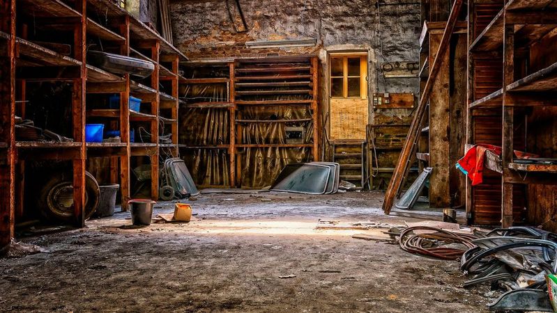 Wenn Betriebe drohende Insolvenzen nun wieder fristgerecht anzeigen müssen, rechnet das Kfz-Gewerbe mit einem Anstieg von Unternehmenspleiten auch im Kfz-Gewerbe. (Bild:  gemeinfrei /  Pixabay)