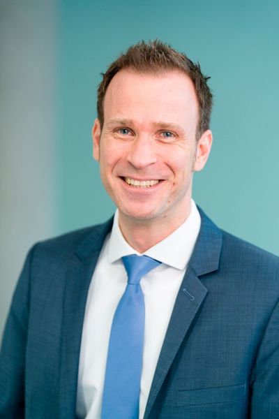 Frank Hörtnagl, Produktmanager für Ölflex Servo, Lapp: „In den USA entscheiden die Bundesstaaten, wann sie neue Normen in geltendes Recht überführen.“ (Wolfram Scheible)