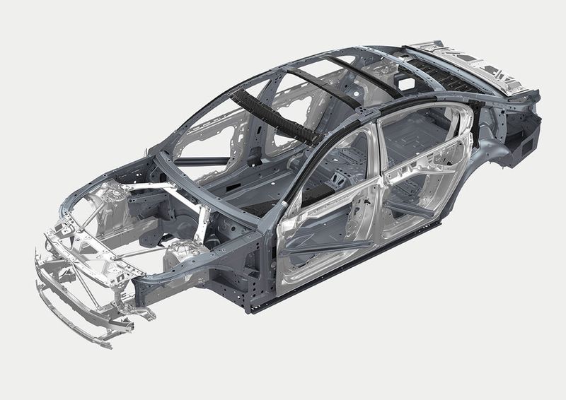 Mischbauweise: Die „Carbon Core“-Rohkarosse des neuen BMW 7er. (BMW Group)