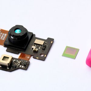 Die Kameratechnik des Lenono Tango stützt sich den 3D-Bildsensorchip
REAL3 des Halbleiterherstellers Infineon.
