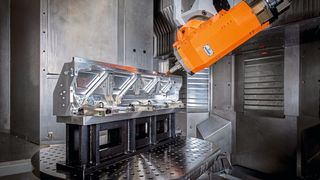 Manuel Meier arbeite einige Jahre in verschiedenen Funktionen bei Reiden Technik AG und investierte jetzt in eine Maschine seines früheren Arbeitgebers.  (Thomas Entzeroth)