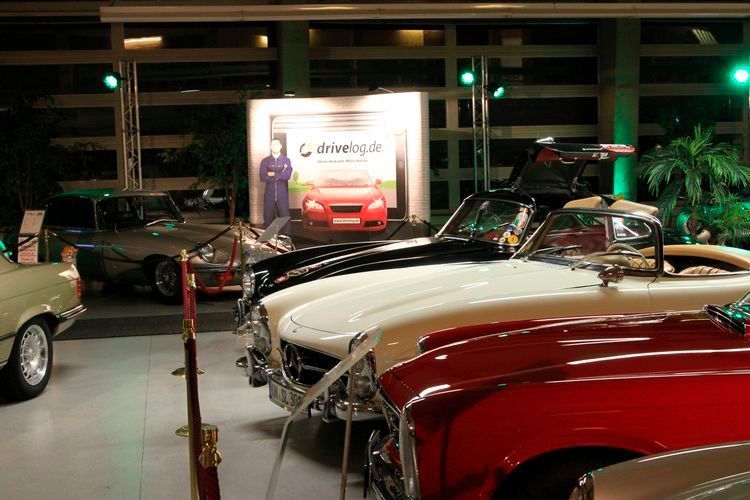 Das Oldtimer-Automobil-Museum in Dortmund bietet am 11. November 2015 den stilvollen Rahmen für den zweiten Partnertag. (Foto: Holz)