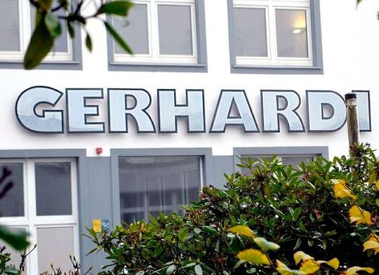 Nun hat die Krise in der Automobilbranche auch den Zulieferer Gerhardi zu Fall gebracht, denn jetzt hat der Lüdenscheider Kunststoffteile-Hersteller Insolvenz anmelden müssen.(Bild:  Gerhardi)