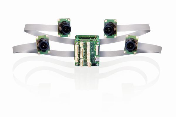 Bild 3: Kompakte USB-Platinenkameras mit CCD- oder CMOS-Sensoren in Monochrom oder Farbe wie z.B. dieses Modell D3 MFC von VRmagic ermöglichen die Integration von Embedded Vision-Systemen in verschiedenste Maschinen oder Geräte. (VRmagic)