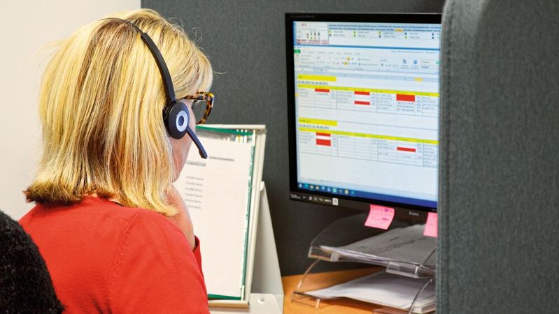 Die AVAG stellt hohe Anforderungen an ihr Callcenter-Team, stellt aber auch gute Arbeitsbedingungen sicher. Die AVAG stellt hohe Anforderungen an ihr Callcenter-Team, stellt aber auch gute Arbeitsbedingungen sicher.
