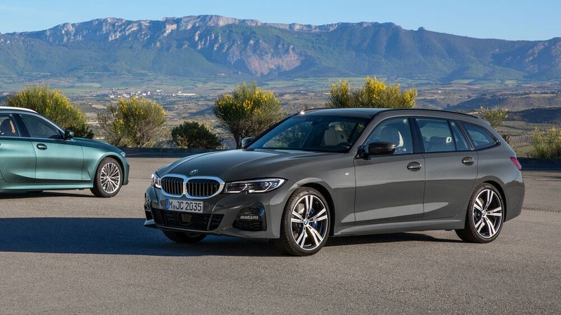 Einer von vielen: BMW muss 190.000 Plug-in-Hybrid-Exemplare des 3ers und 5ers in die Werkstätten holen.(Bild:  BMW)