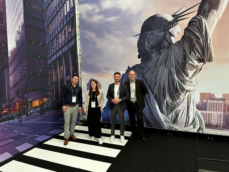 Ob New York oder Saarbrücken, das Geist, Kirch & Hof Team ist überall zu Hause (v. l.) Julian Kelleter, Samira Rommelfanger, Nico Schmidt und Christoph Köppen. (Bild: Vogel IT-Medien)