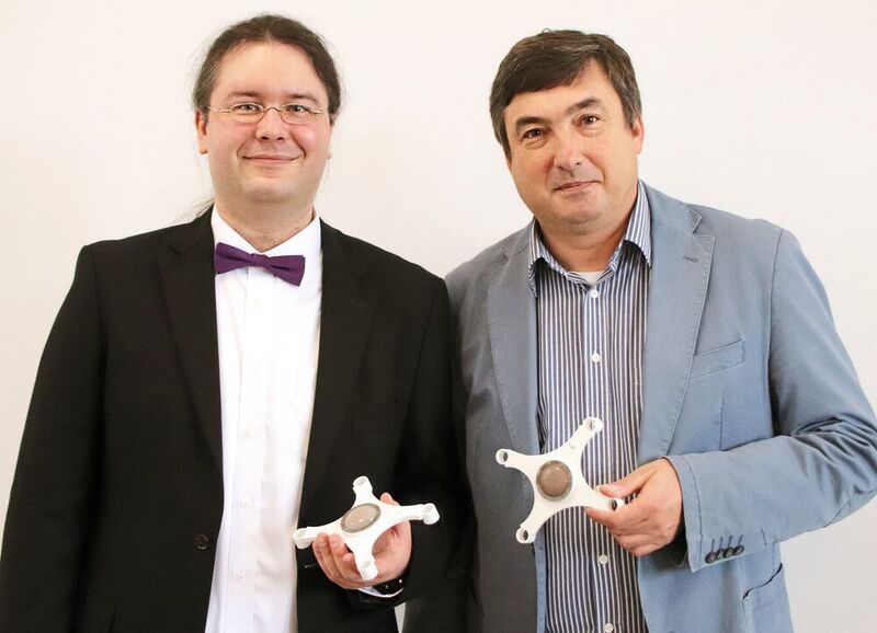 Professor Stanislav Gorb und Halvor Tramsen sind Teil des interdiszplinären Kieler Forschungsteams. (privat)