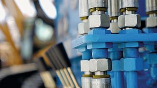 Voswinkel wurde 2014 Teil der Stauff Gruppe. Seit Anfang 2018 beziehen Kunden sämtliche Komponenten hydraulischer Leitungen, einschließlich der Voswinkel-Produkte, über die Walter Stauffenberg GmbH & Co. KG. (Stauff/Voswinkel)