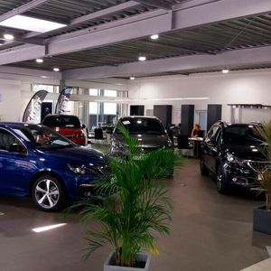 (Autohaus Deckert)